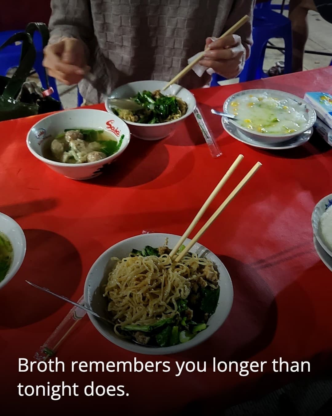 Bakmi Roxy Radio Dalam noodles