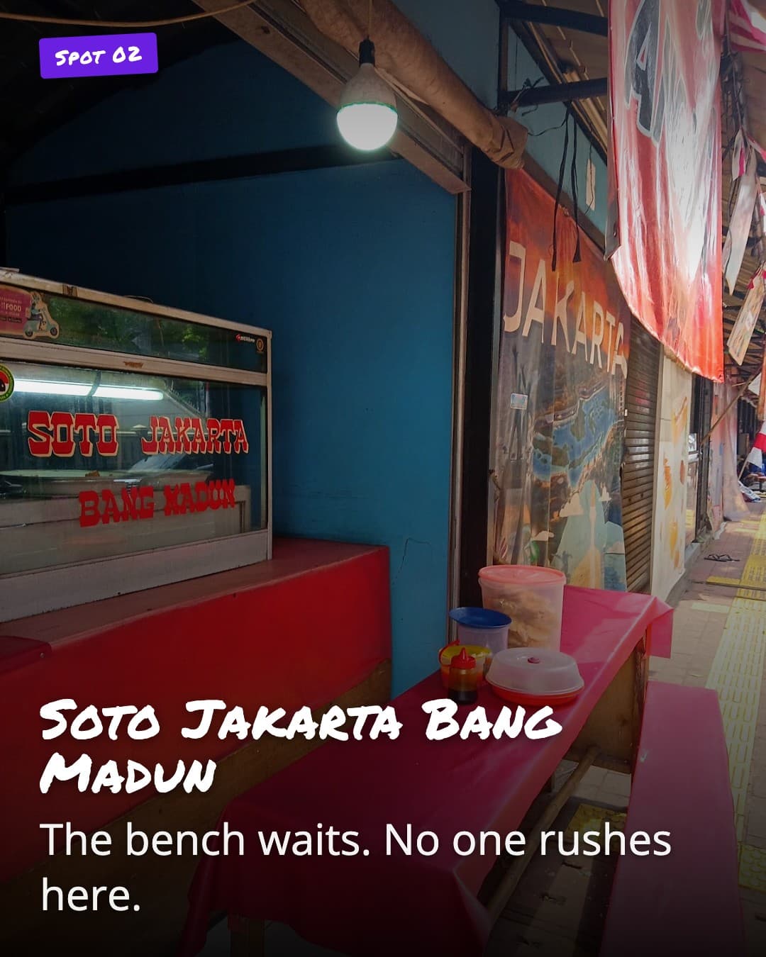 Soto Jakarta Bang Madun bench seating