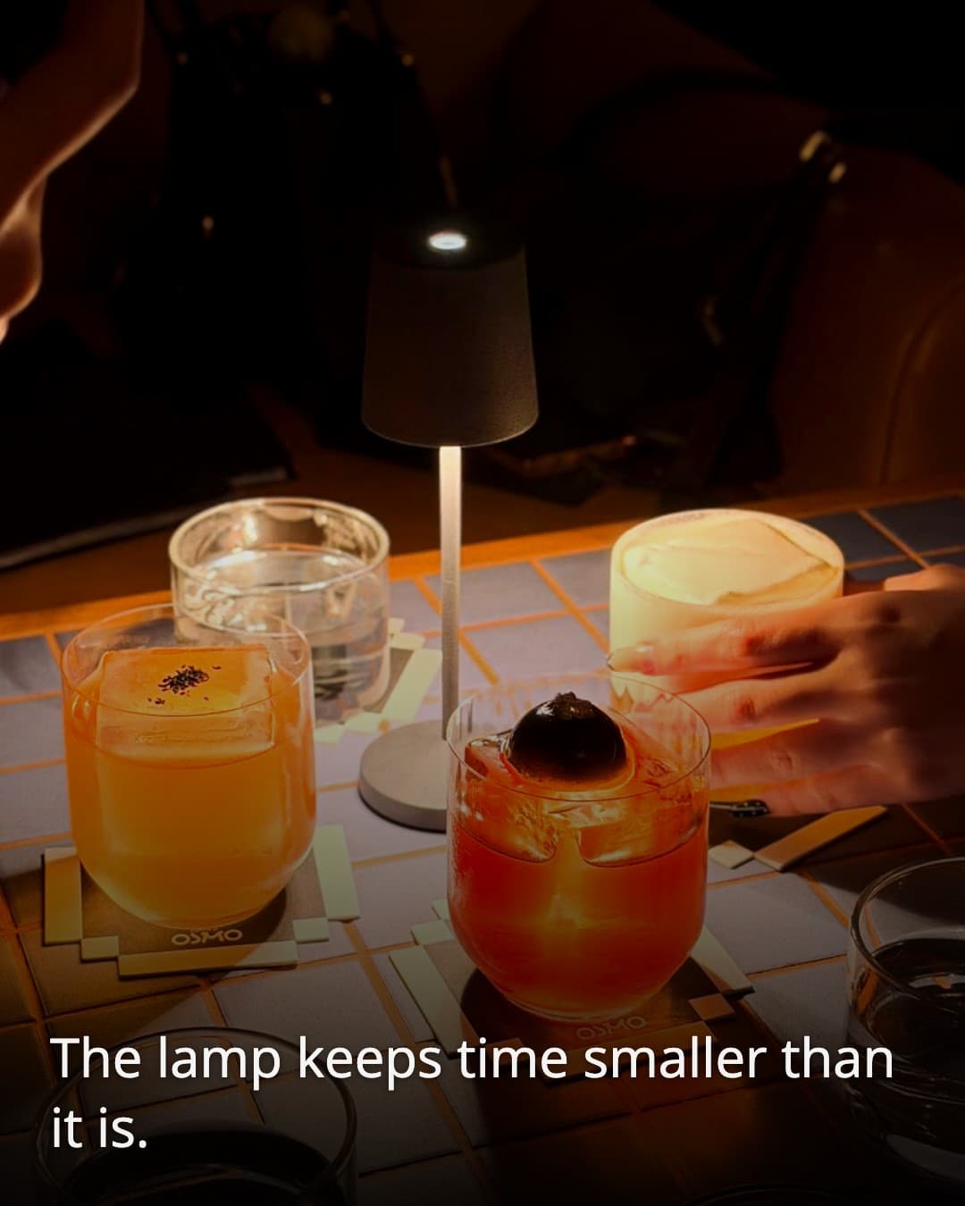 OSMO Bar tabletop lamp
