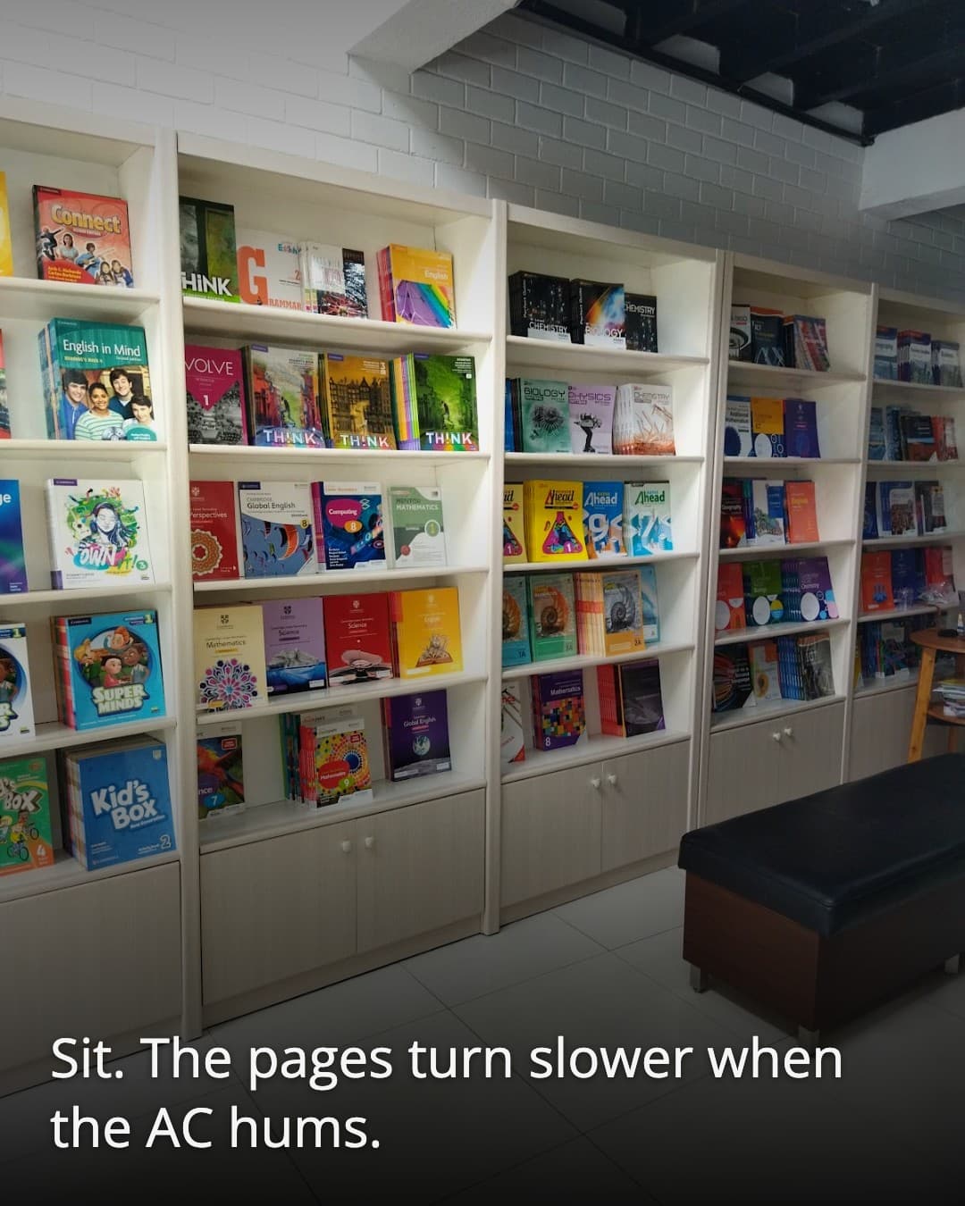 Mentari Bookstore Radio Dalam reading bench
